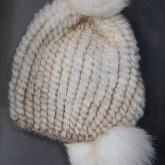 Mink Fur Hat Beanie White/Beige Pom Pom Puffs China Brand New - Picture 2 of 8